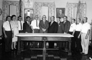 1964 UNA Branch Gathered for Group Photo