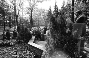 1975 UNA General Meeting at Soyuzivka Group Photo