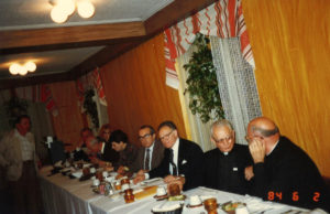 1984 UNA Members sitting down for Gen. Assembly Dinner