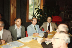 1984 UNA Members in a meeting in the Soyuzivka Library